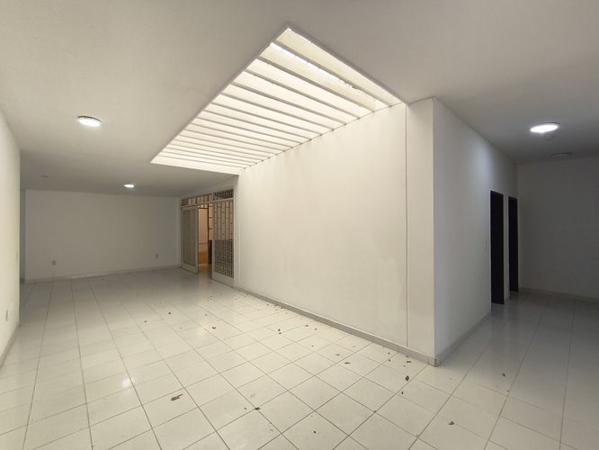 Casa de 4 alcobas en venta en La Ceiba, Cúcuta, 208 m² · foto 2 de 18
