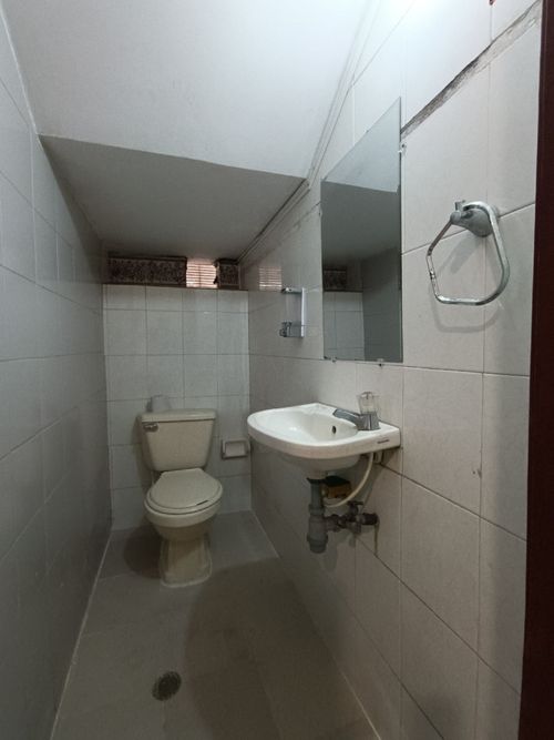 Casa de 5 alcobas en venta en Bellavista, Cúcuta, 263 m² · foto 5 de 24