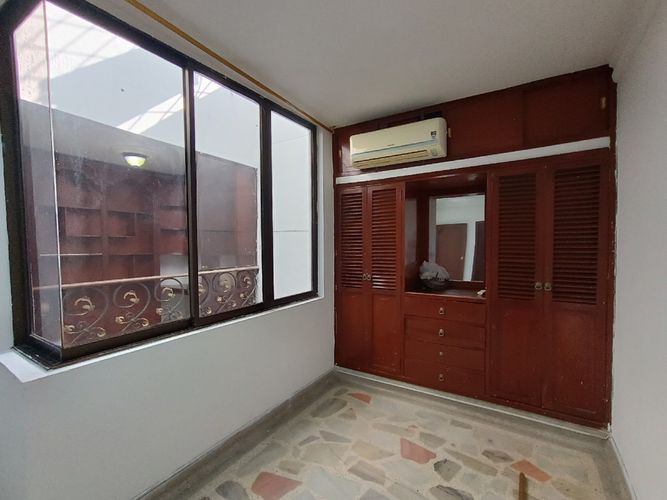 Casa de 5 alcobas en venta en Bellavista, Cúcuta, 263 m² · foto 8 de 24