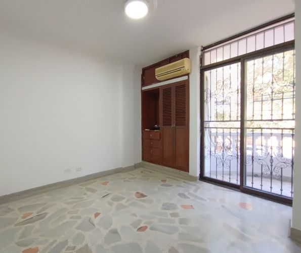 Casa de 5 alcobas en venta en Bellavista, Cúcuta, 263 m² · foto 17 de 24
