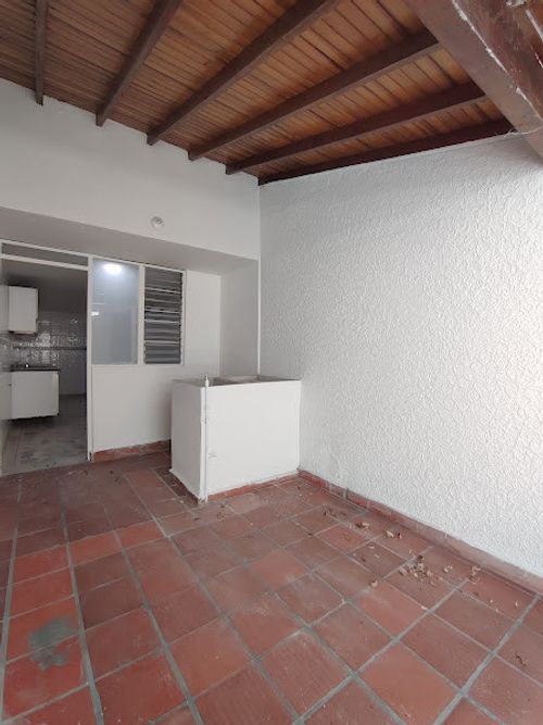 Casa de 4 alcobas en venta en Blanco, Cúcuta, 234 m² · foto 13 de 14