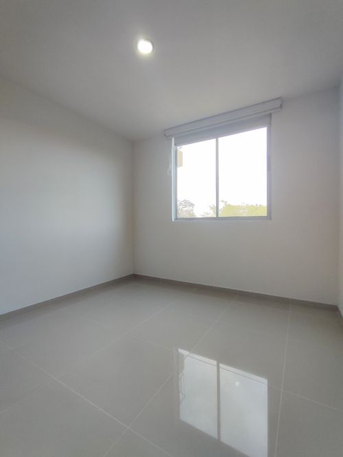 Apartamento de 3 alcobas en venta en Los Colorados, Los Patios, 70 m² · foto 5 de 16