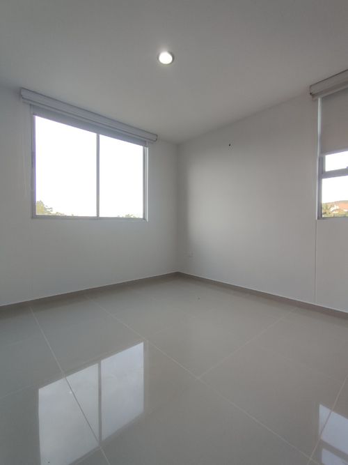 Apartamento de 3 alcobas en venta en Los Colorados, Los Patios, 70 m² · foto 8 de 16