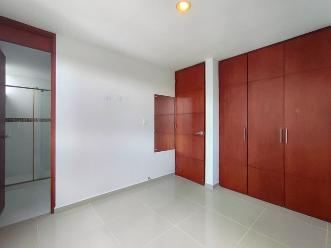Apartamento de 3 alcobas en venta en Los Colorados, Los Patios, 70 m² · foto 11 de 16