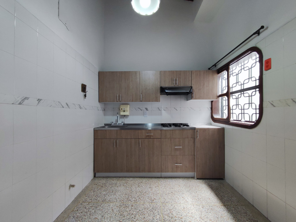 Apartamento en venta en La Riviera, Cúcuta · foto 2 de 15