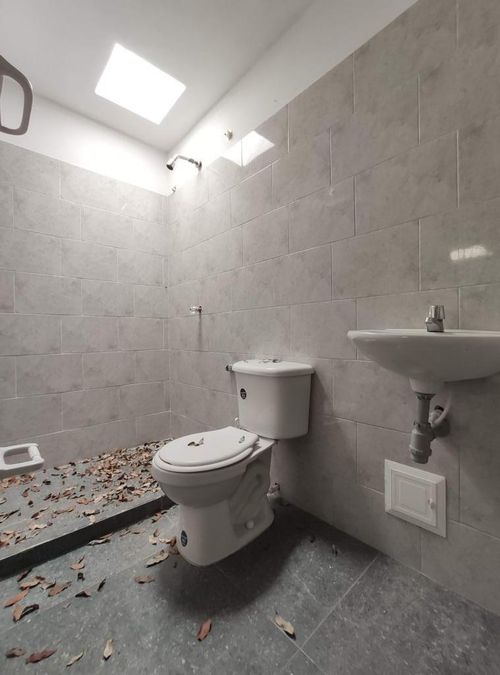 Edificio en venta en Caobos, Cúcuta, 677 m² · foto 9 de 14