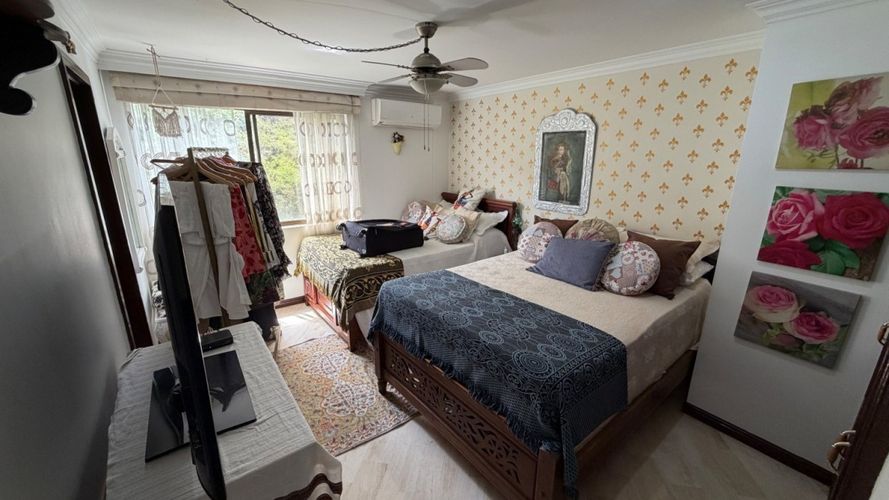 Apartamento en venta en Aguacatal, Cali · foto 7 de 13