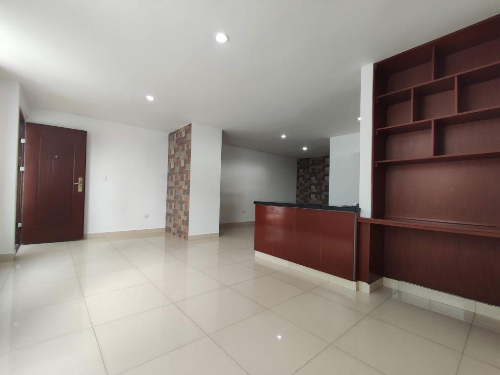 Apartamento en venta en La Riviera, Cúcuta · foto 2 de 24