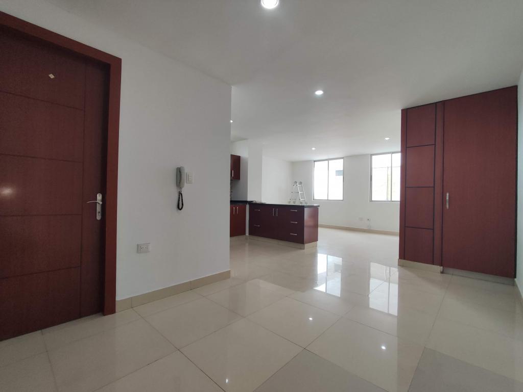Apartamento en venta en La Riviera, Cúcuta · foto 7 de 24