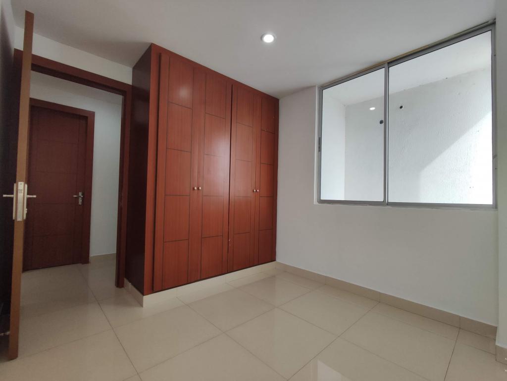 Apartamento en venta en La Riviera, Cúcuta · foto 14 de 24