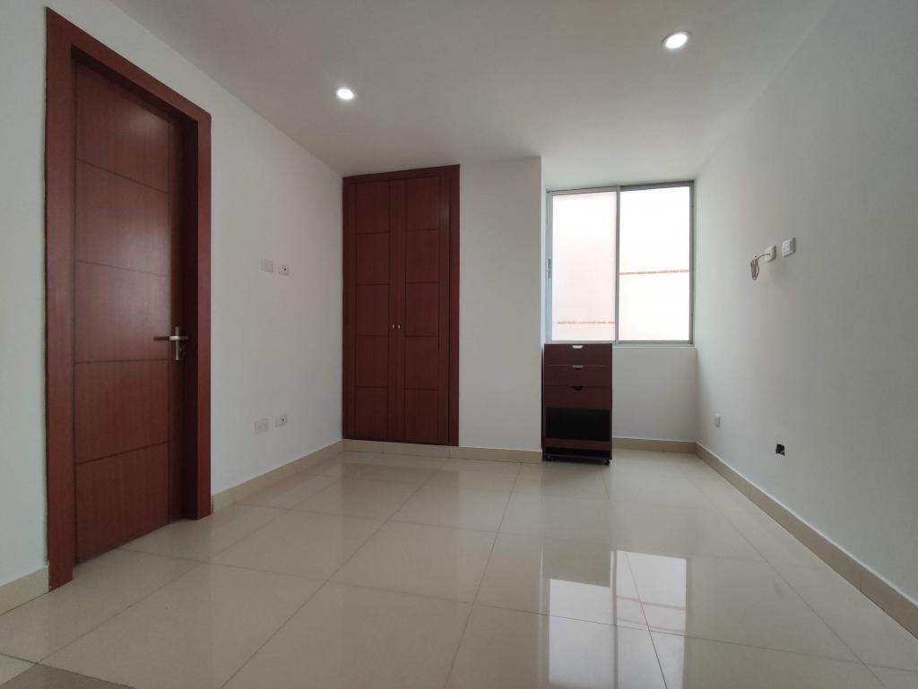Apartamento en venta en La Riviera, Cúcuta · foto 18 de 24