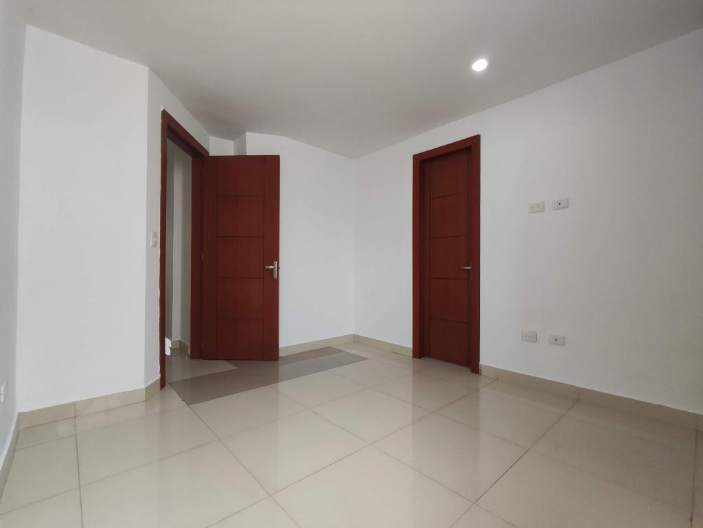 Apartamento en venta en La Riviera, Cúcuta · foto 19 de 24