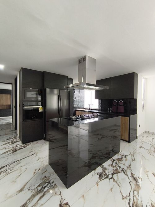 Apartamento de 2 alcobas en venta en Bellavista, Los Patios, 115 m² · foto 3 de 14
