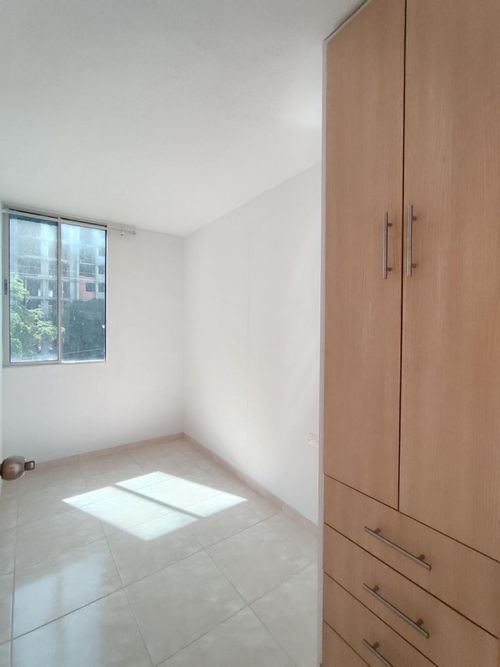 Apartamento de 3 alcobas en venta en Prados Del Este, Cúcuta, 48 m² · foto 3 de 13