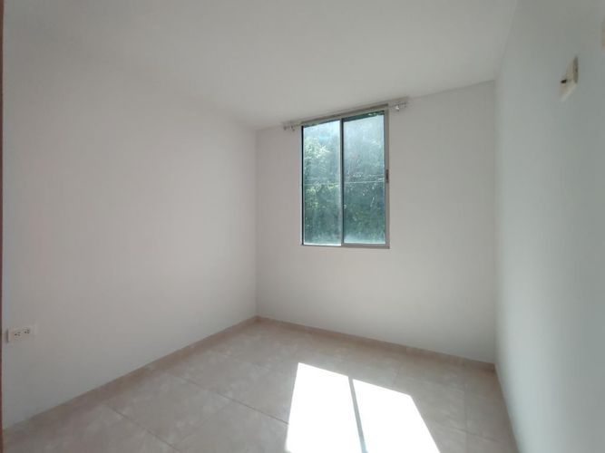 Apartamento de 3 alcobas en venta en Prados Del Este, Cúcuta, 48 m² · foto 4 de 13