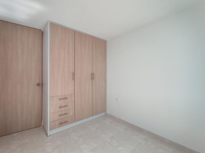 Apartamento de 3 alcobas en venta en Prados Del Este, Cúcuta, 48 m² · foto 5 de 13