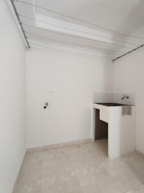 Apartamento de 3 alcobas en venta en Prados Del Este, Cúcuta, 48 m² · foto 10 de 13