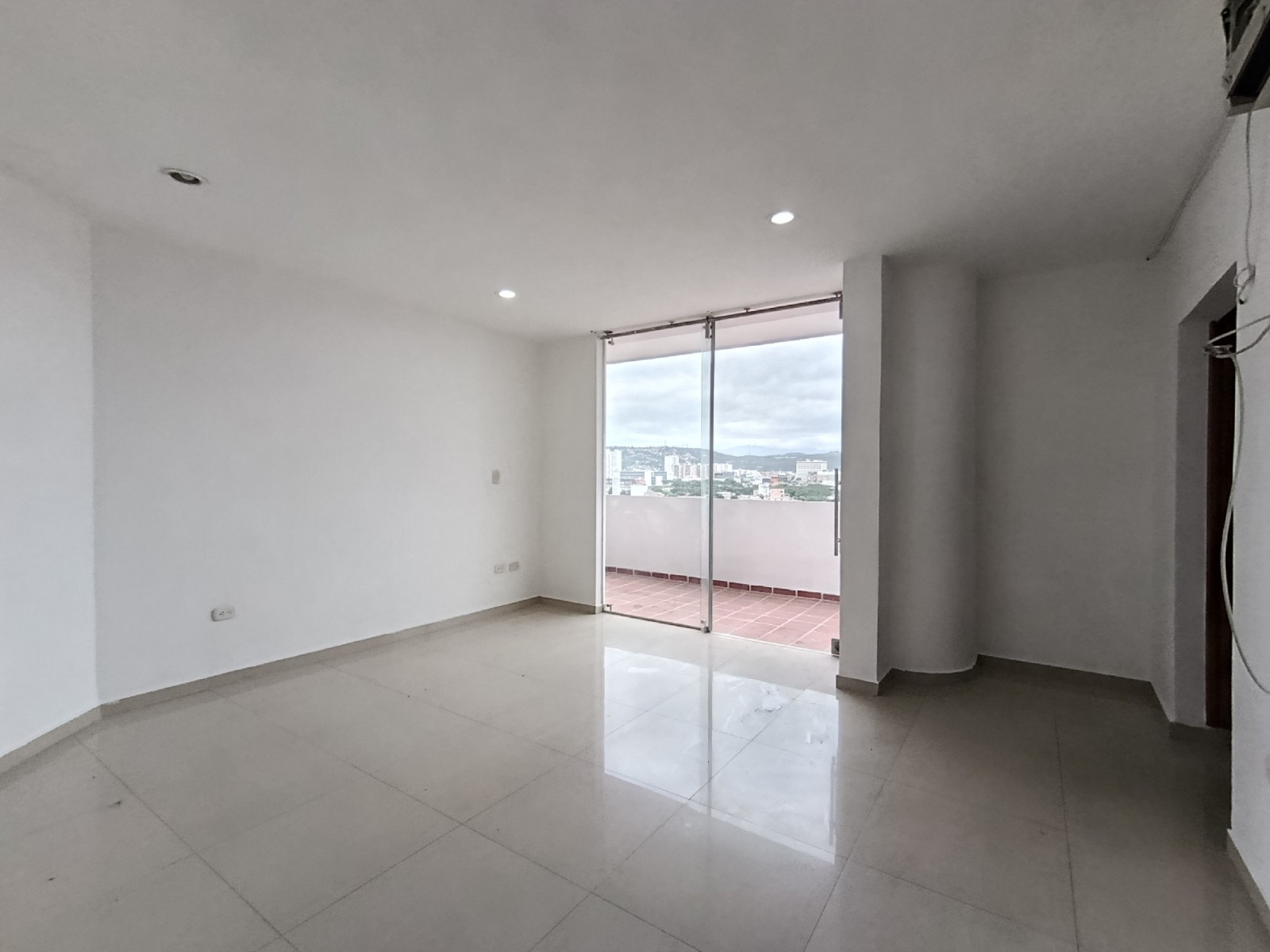 Apartamento en venta en La Ceiba, Cúcuta · foto 3 de 16
