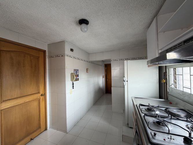 Apartamento en venta en El Contador, Bogotá · foto 9 de 24
