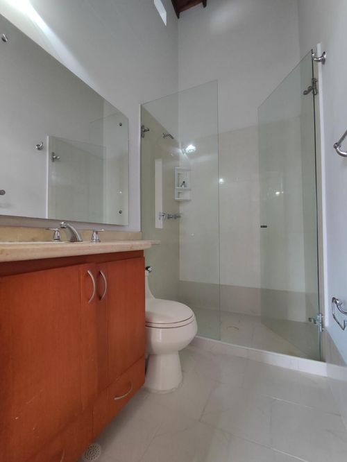 Casa de 3 alcobas en venta en La Floresta, Los Patios, 207 m² · foto 10 de 22