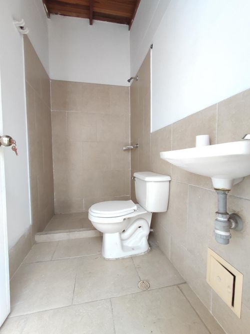 Casa de 3 alcobas en venta en La Floresta, Los Patios, 207 m² · foto 18 de 22