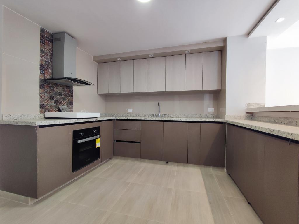 Apartamento en venta en Caobos, Cúcuta · foto 3 de 14