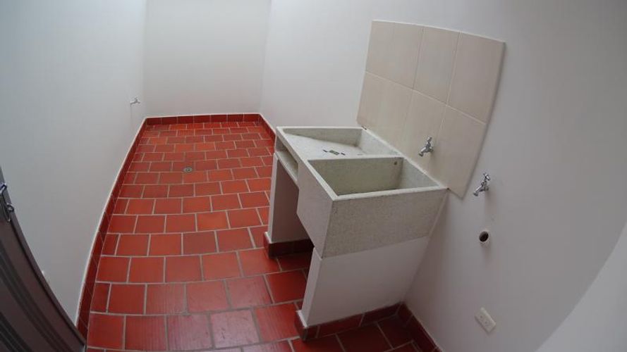 Casa de 3 alcobas en venta en Villa Antigua, Villa del Rosario, 108 m² · foto 8 de 19