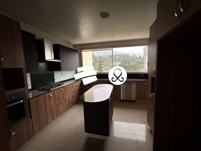 Apartamento de 3 alcobas en venta en Los Balsos, Medellín, 272 m² · foto 5 de 21