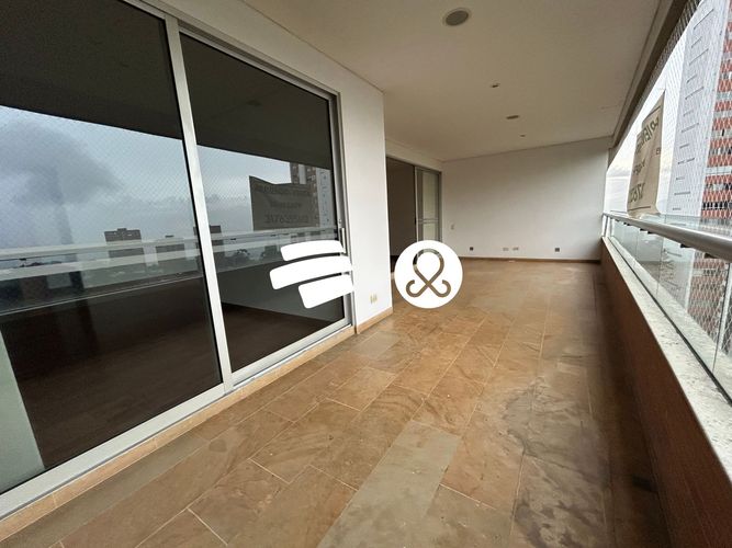 Apartamento de 3 alcobas en venta en Los Balsos, Medellín, 272 m² · foto 7 de 21