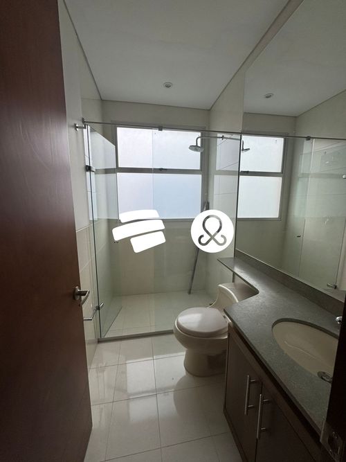 Apartamento de 3 alcobas en venta en Los Balsos, Medellín, 272 m² · foto 13 de 21