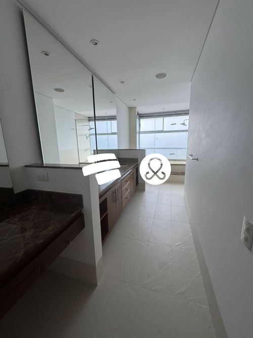 Apartamento de 3 alcobas en venta en Los Balsos, Medellín, 272 m² · foto 14 de 21