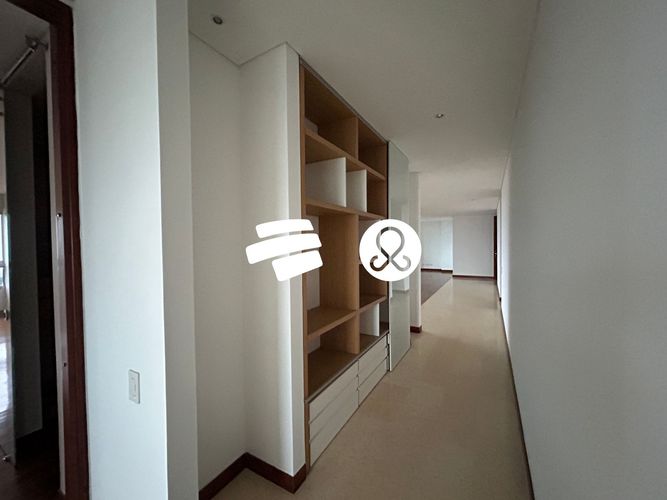 Apartamento de 3 alcobas en venta en Los Balsos, Medellín, 272 m² · foto 18 de 21