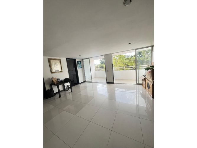 Apartamento de 3 alcobas en venta en Anillo Vial, Floridablanca, 113 m² · foto 2 de 21