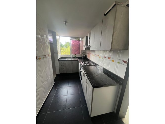 Apartamento de 3 alcobas en venta en Anillo Vial, Floridablanca, 113 m² · foto 6 de 21