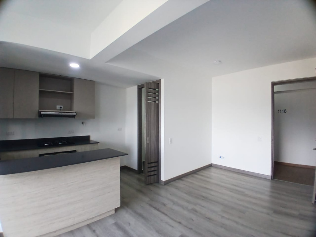 Apartamento en arriendo en El Poblado, Medellín · foto 2 de 12
