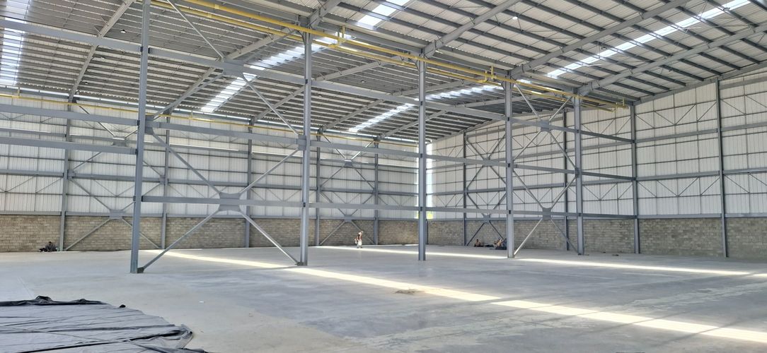 Bodega en arriendo en Brisas De Los Alamos, Cali, 3200 m² · foto 2 de 8