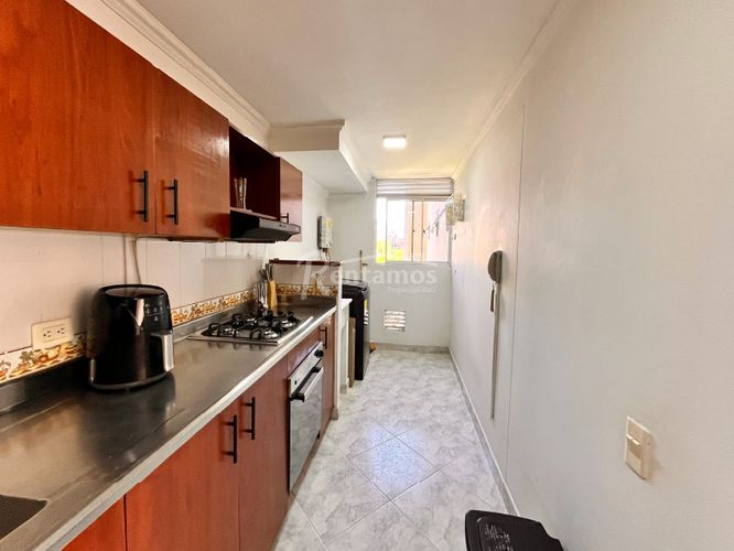 Apartamento de 3 alcobas en arriendo en El Diamante No. 2, Medellín, 90 m² · foto 8 de 24