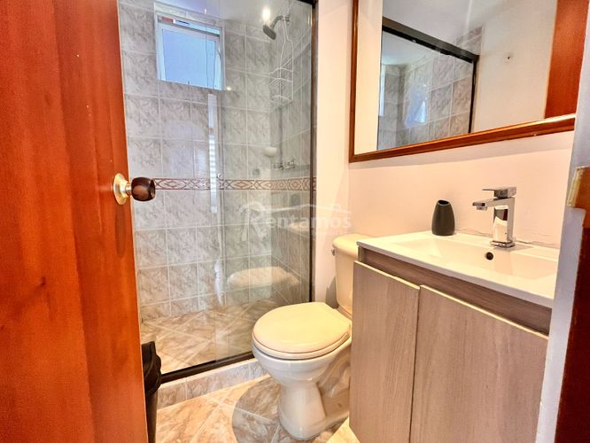 Apartamento de 3 alcobas en arriendo en El Diamante No. 2, Medellín, 90 m² · foto 23 de 24