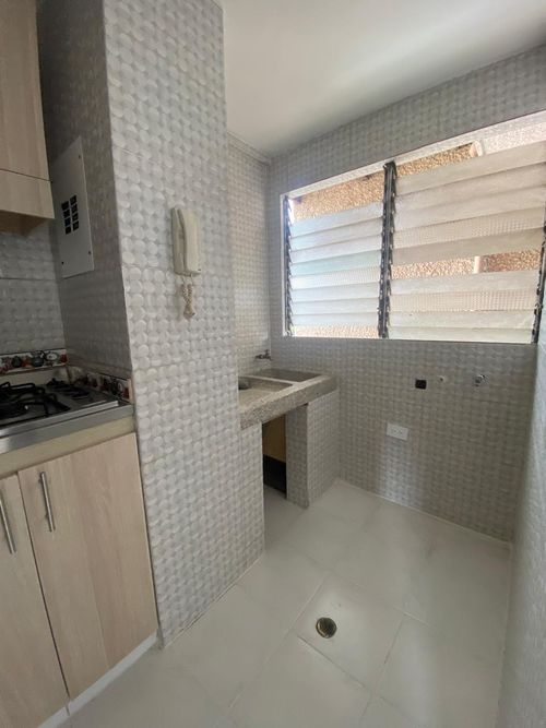 Apartamento de 3 alcobas en venta en Manzanares, Cali, 61 m² · foto 6 de 23
