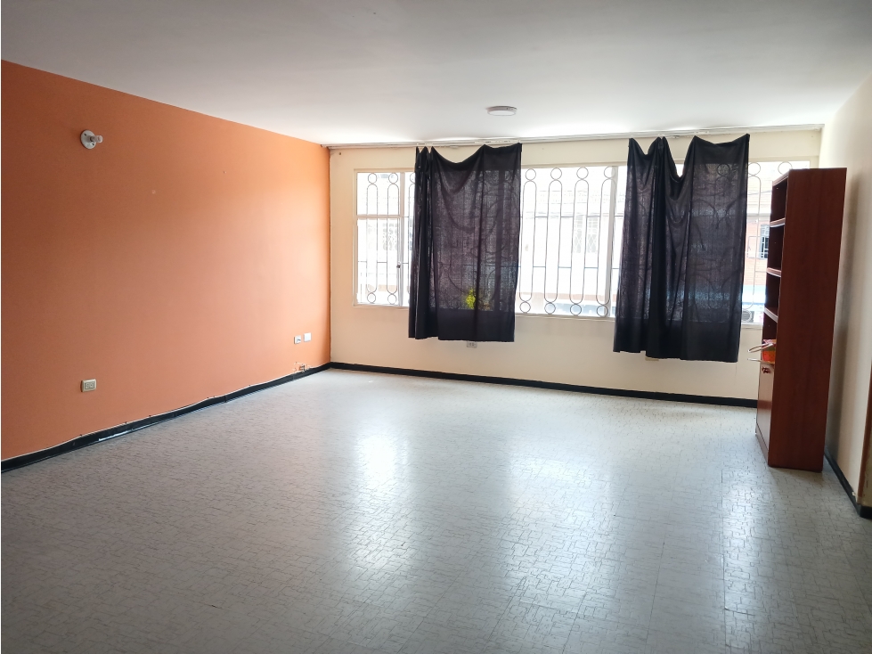 Casa en venta en Gustavo Restrepo, Bogotá · foto 4 de 24