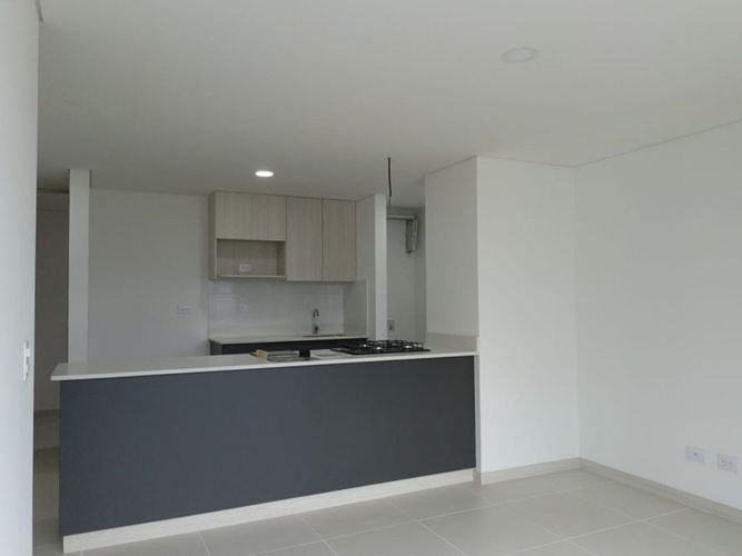 Apartamento de 3 alcobas en venta en San Juan Bautista, Itagüí, 67 m² · foto 4 de 17