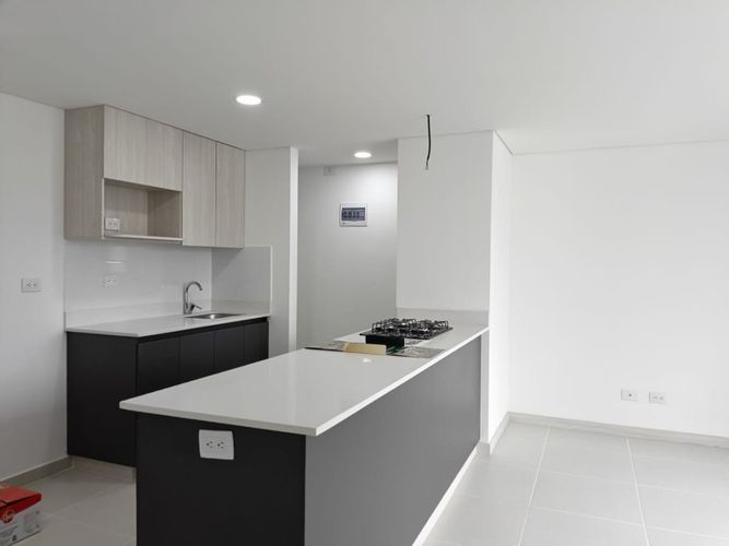 Apartamento de 3 alcobas en venta en San Juan Bautista, Itagüí, 67 m² · foto 7 de 17