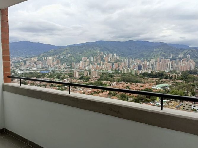 Apartamento de 3 alcobas en venta en San Juan Bautista, Itagüí, 67 m² · foto 17 de 17