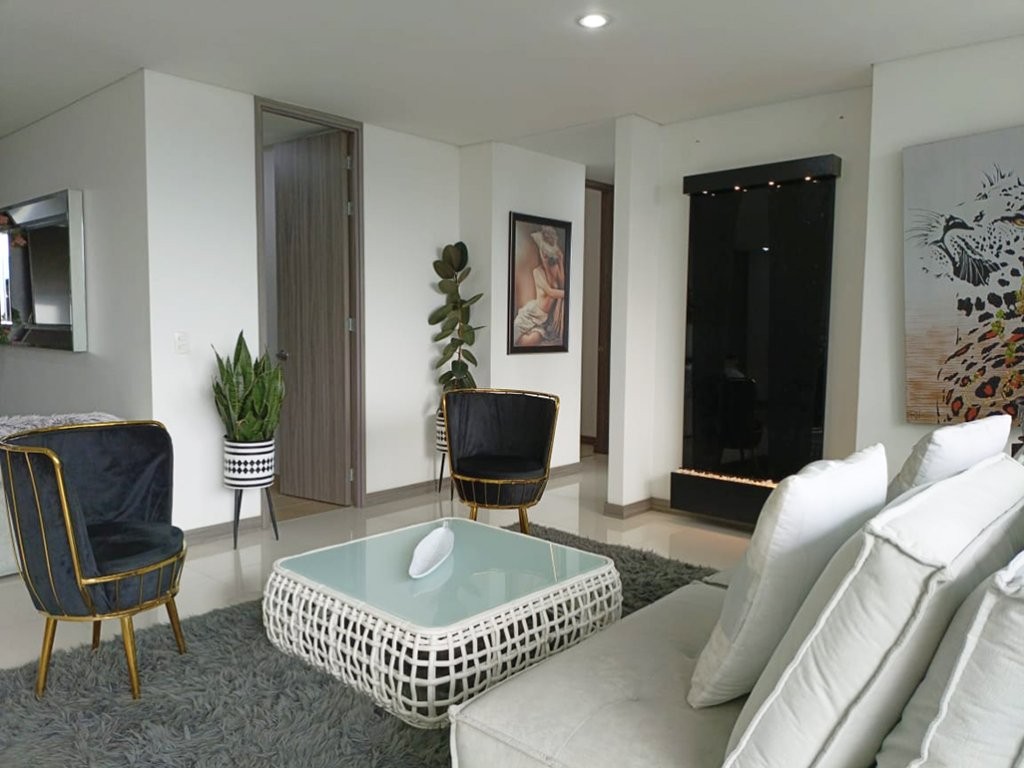 Apartamento en venta en San Juan Bautista, Itagüí · foto 4 de 20