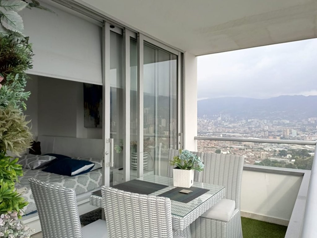 Apartamento en venta en San Juan Bautista, Itagüí · foto 18 de 20