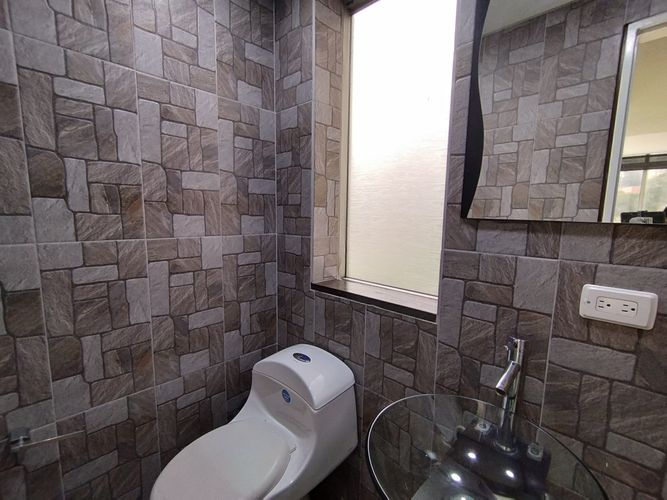 Oficina en arriendo en El Poblado, Medellín, 51 m² · foto 9 de 9