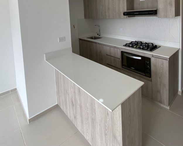 Apartamento de 3 alcobas en venta en San Juan Bautista, Itagüí, 64 m² · foto 2 de 11
