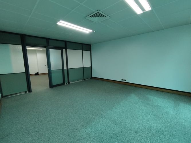 Oficina en arriendo en El Poblado, Medellín, 48 m² · foto 6 de 9
