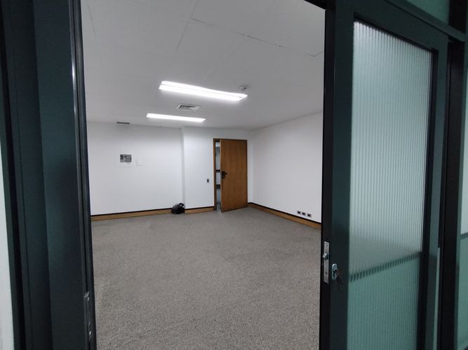 Oficina en arriendo en El Poblado, Medellín, 48 m² · foto 8 de 9