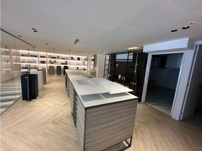 Local en arriendo en Milla De Oro, Medellín, 130 m² · foto 9 de 11